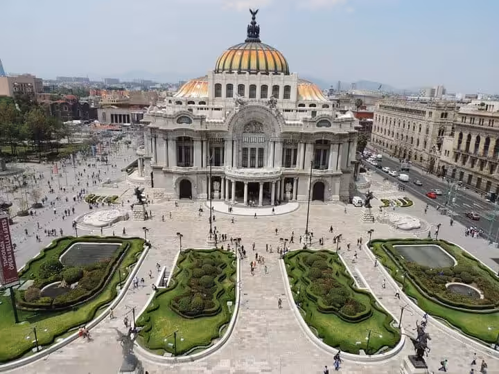 Palacio de Bellas Artes tempat wisata di meksiko