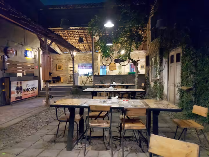 Taphouse Beer Garden