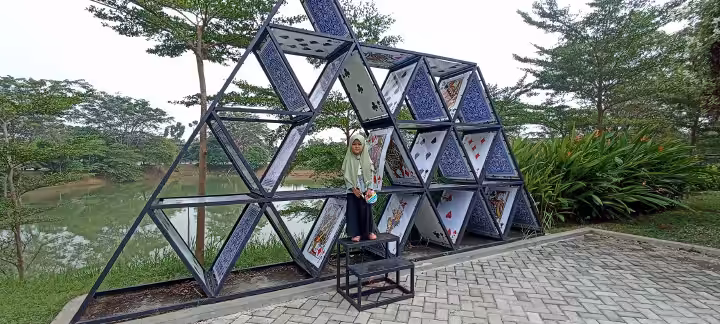 wisata Danau Tambelang