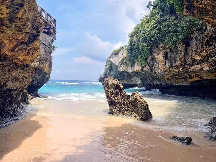 blue point beach uluwatu
