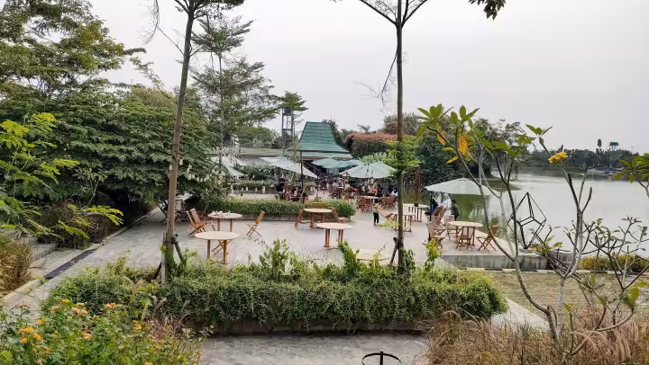 fasilitas di Danau Tambelang