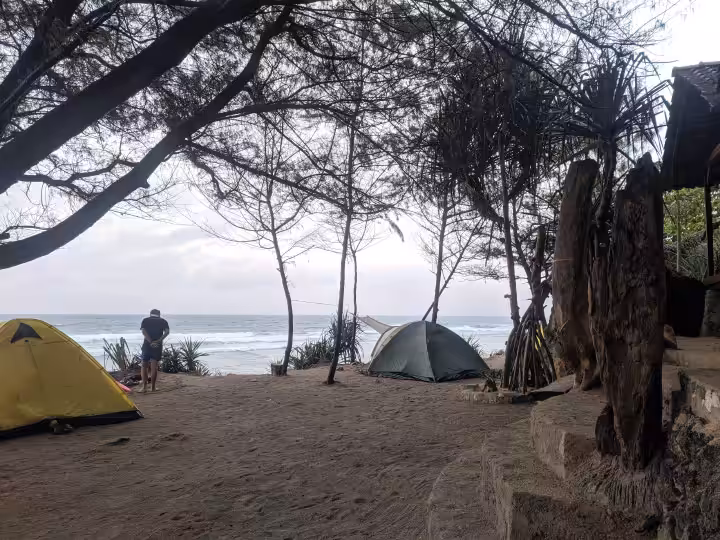 fasilitas di Pantai Sanglen Gunungkidul