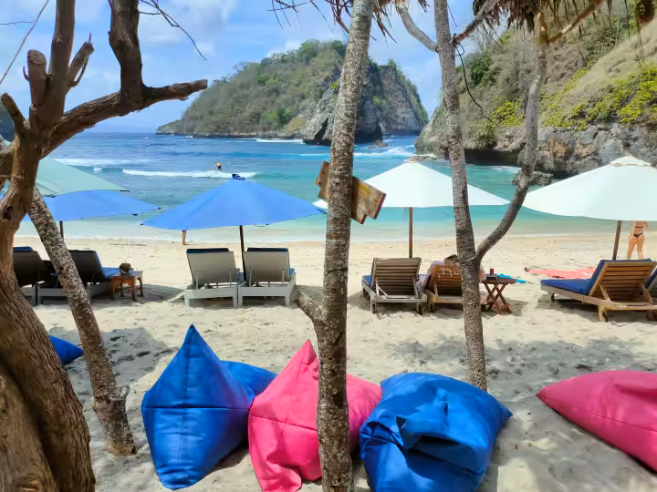 fasilitas di Pantai Atuh Nusa Penida