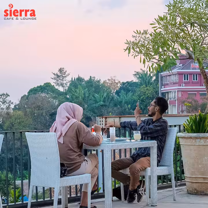 nongkrong di Sierra Cafe & Lounge