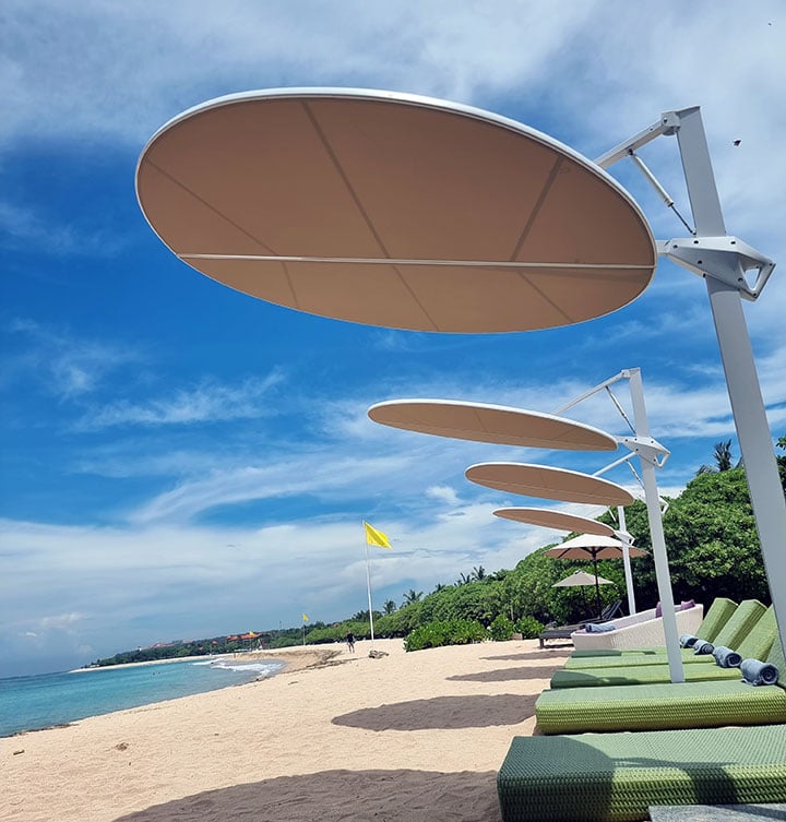 peninsula island resorts