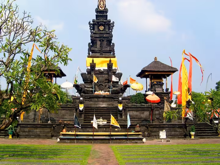 pura beji dalem sakenan