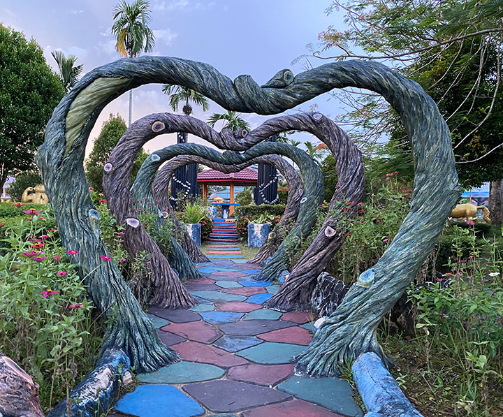 taman cinta singkawang lokasi