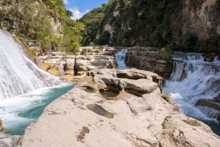 wisata Air Terjun Tanggedu Sumba