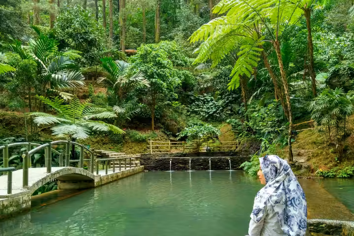 wisata alam Curug Cipeuteuy