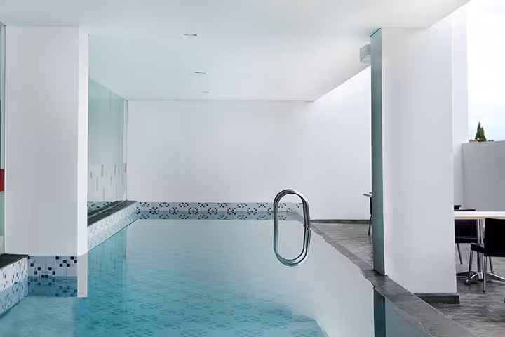 Hotel Amaris Malang peta dan fasilitas kolam renang