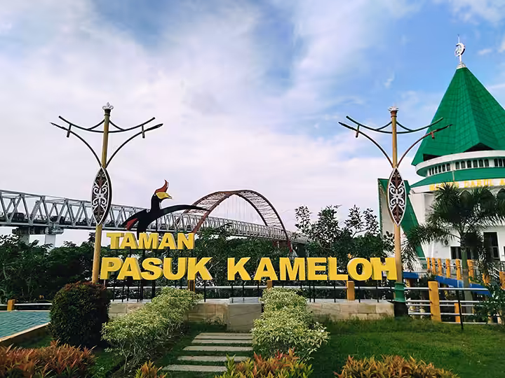 Taman Pasuk Kameloh