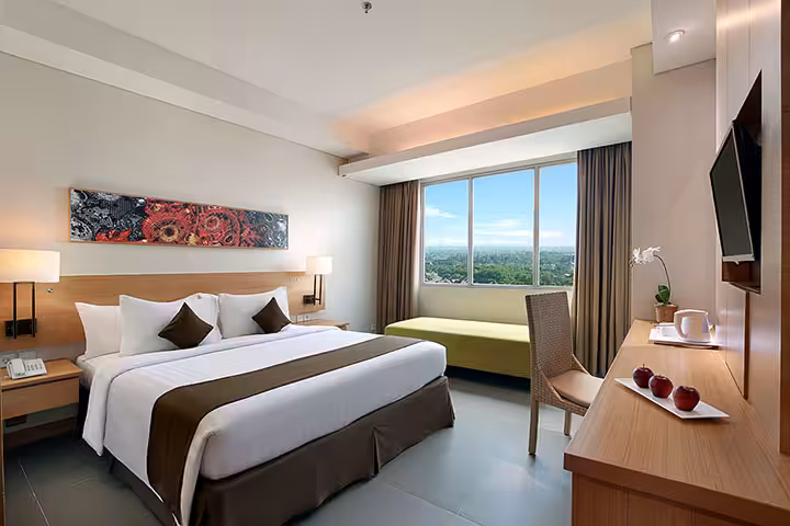 aston hotel solo harga kamar