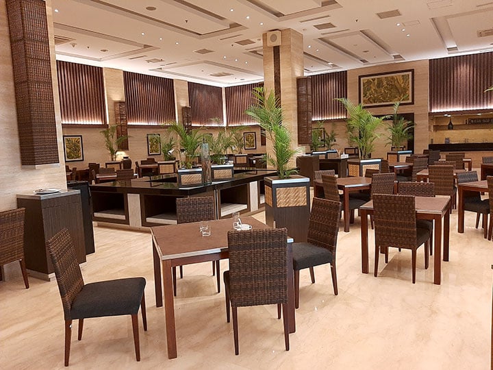 eastparc hotel yogyakarta alamat dan fasilitas