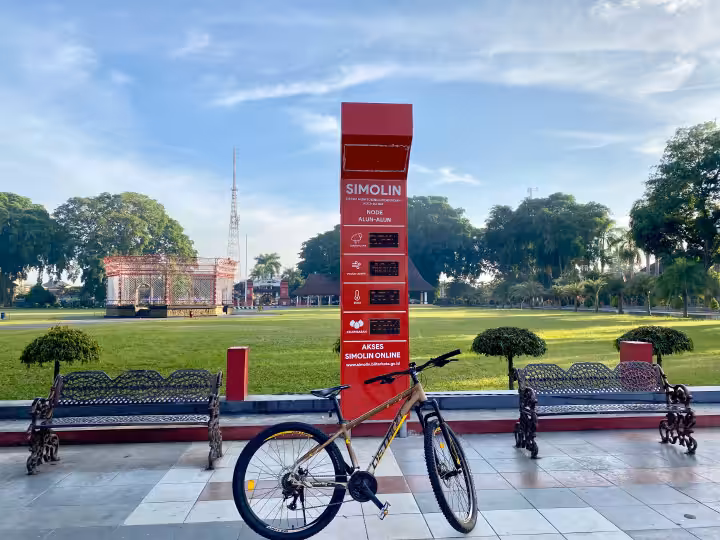 fasilitas di Alun-Alun Kota Blitar