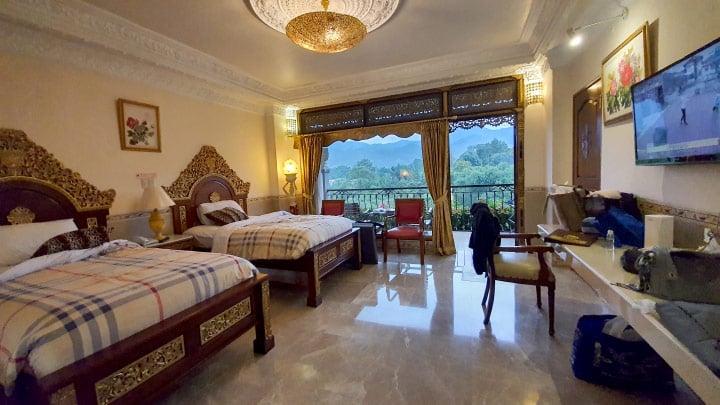 kamar di Seruni The Fountains Hotel