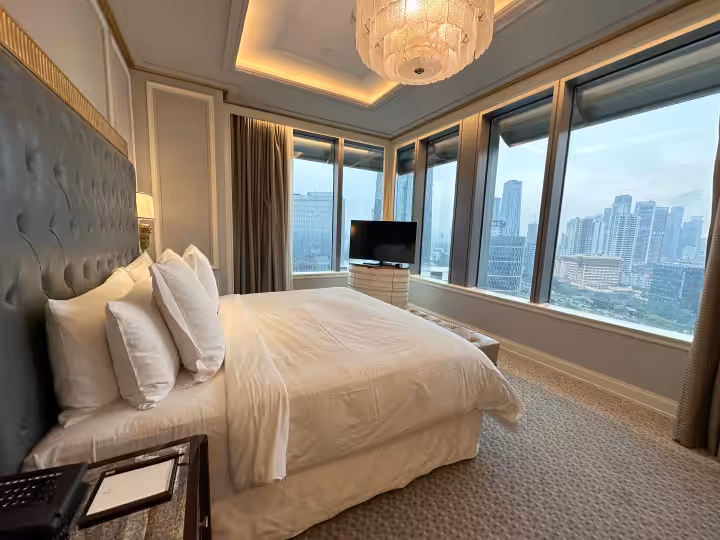 kamar di Four Seasons Jakarta
