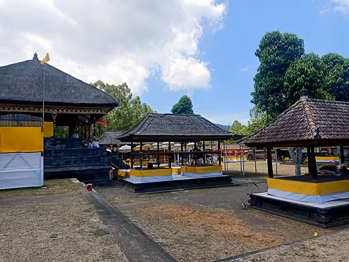 pura dalem balingkang berada di kintamani