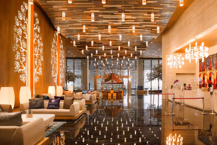 resepsionis Grand Mercure Kemayoran