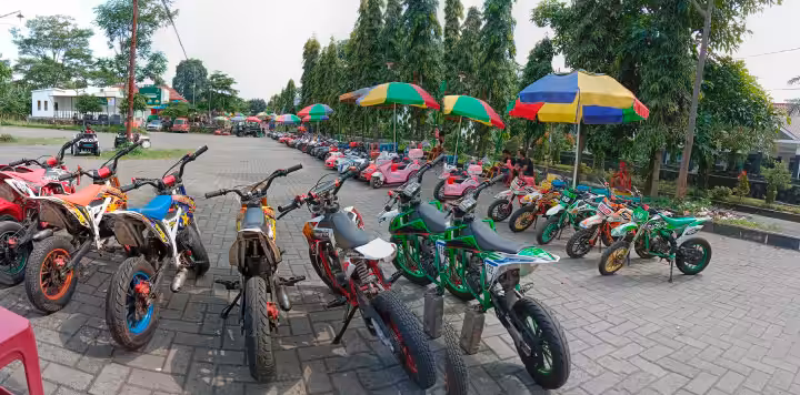wahana di Alun-Alun Kidul Boyolali