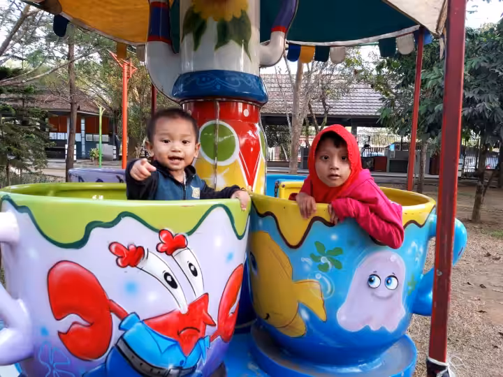 wahana anak Taman Andhang Pangrenan