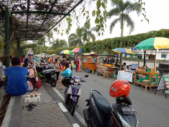 kuliner di Alun-Alun Kidul Boyolali