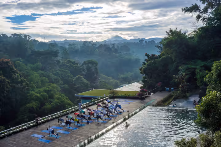 yoga di Padma Hotel Bandung