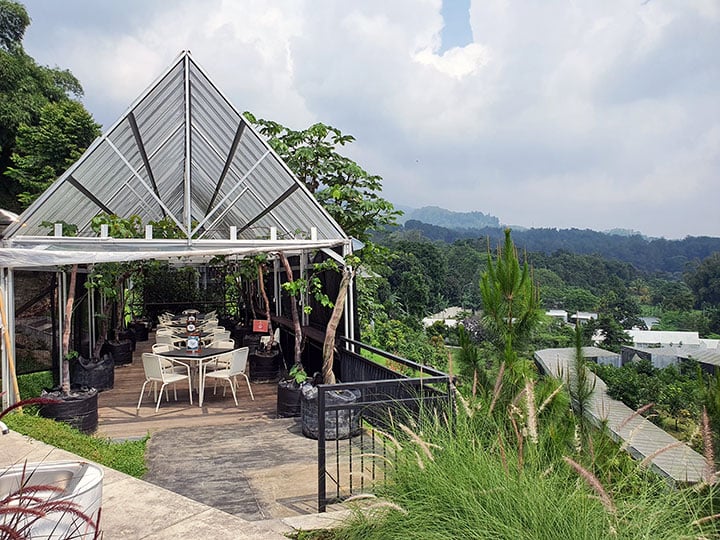 Leuweung Geledegan Ecolodge ulasan fasilitas