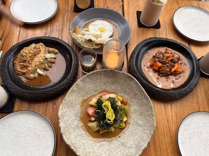 Mano Beach House menu