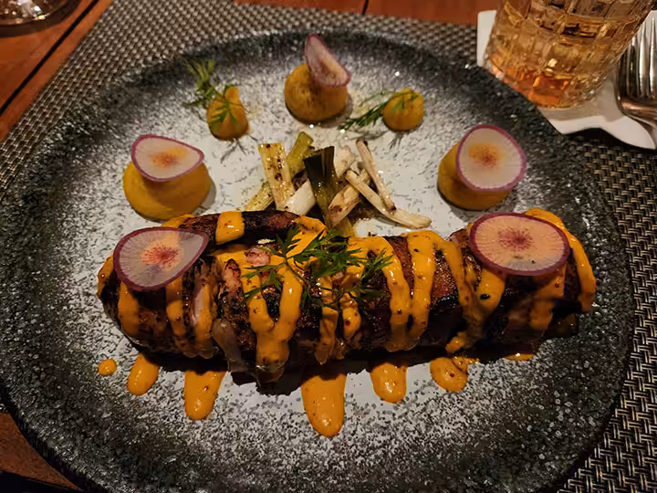 Skye Bar & Restaurant menu favorit