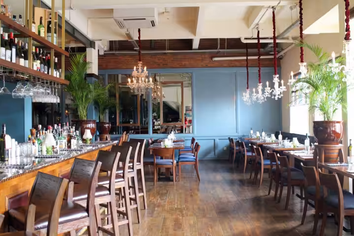 bar di Le Quartier Jakarta Selatan