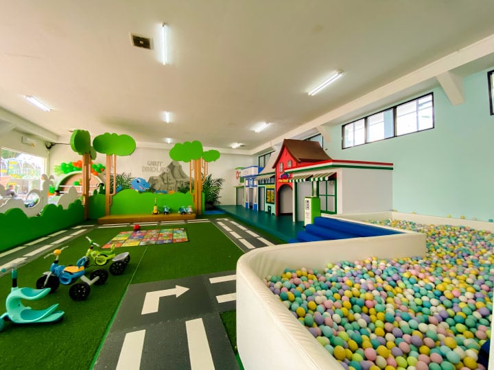 playuground Wisata Garut Dinoland