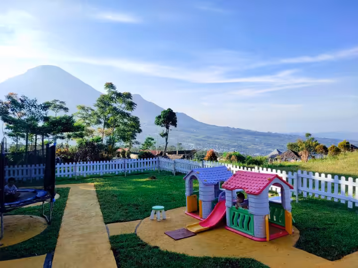 playground anak KAHYANGAN SKYLINE Wonosobo