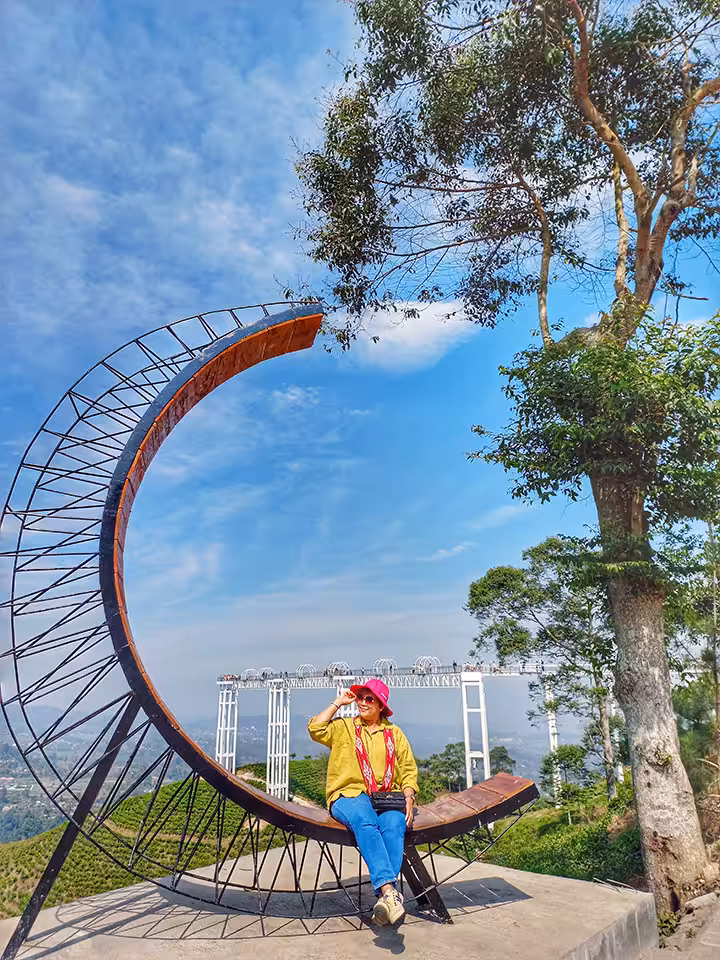 spot foto Jembatan Kaca Kemuning karanganyar
