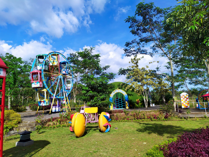 wahana permainan di Umbul Bening Park