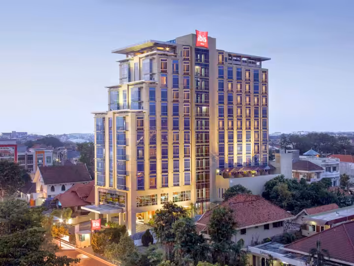 Hotel ibis Semarang Simpang Lima