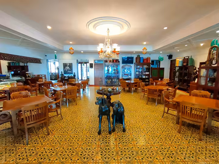 Koenokoeni Cafe Gallery