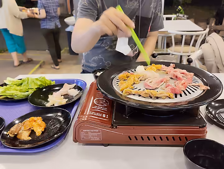 SukaSuki All You Can Eat Grill dan Steamboat
