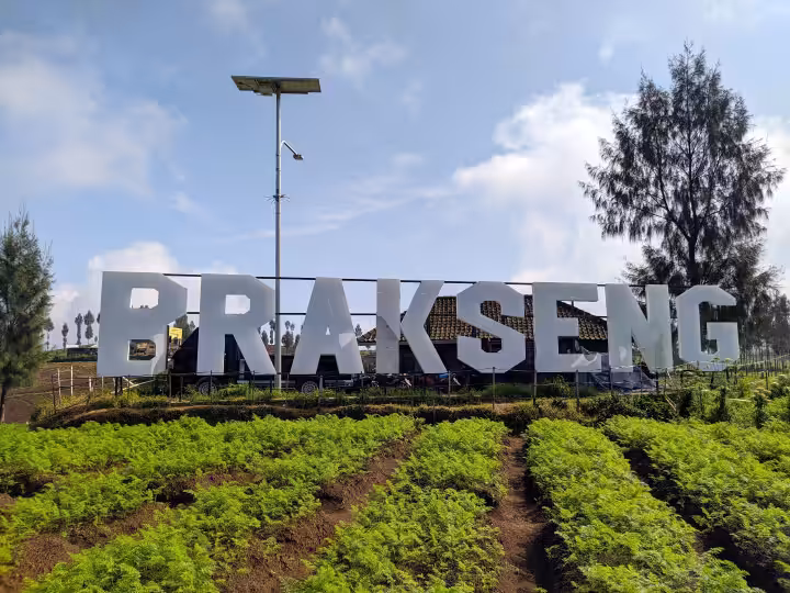 papan tulisan brakseng