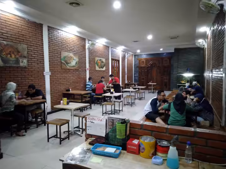 Gudeg Yu Djum Wijilan