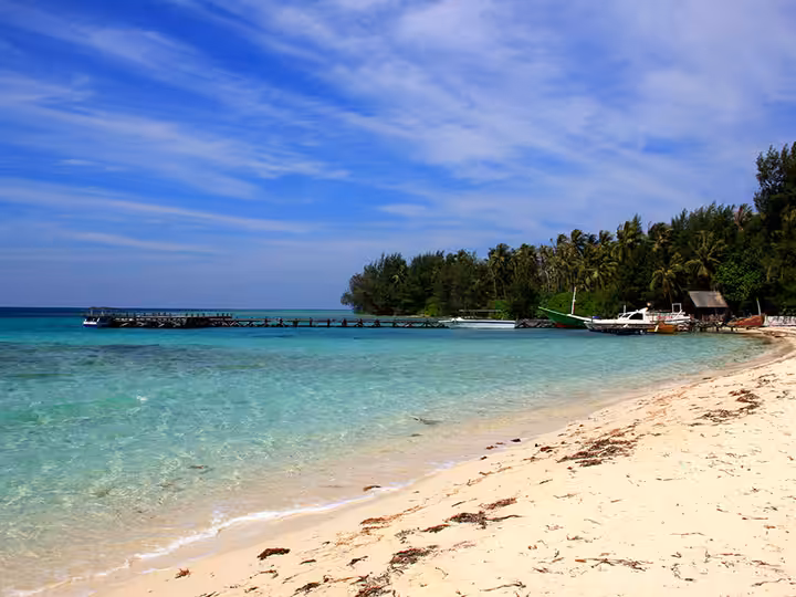 Pulau Menjangan Kecil