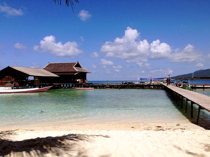 Pulau Tengah Karimunjawa