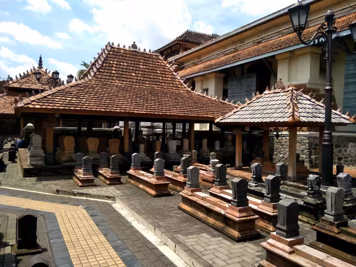 Sejarah Makam Sunan Kudus