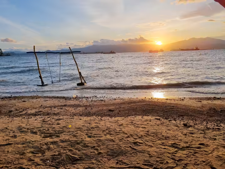 sunset Pantai Tiska Lampung