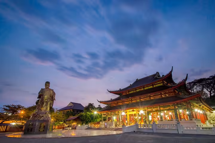 Kelenteng Sam Poo Kong