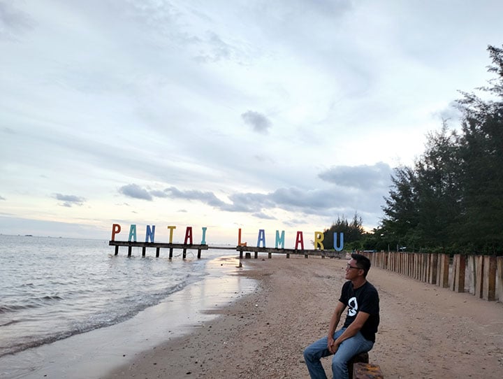 Pantai Wisata Lamaru Kalimantan Timur