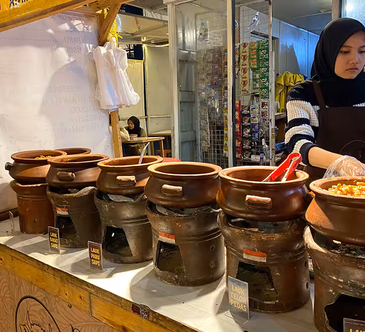 Pedesan Tengah Wengi