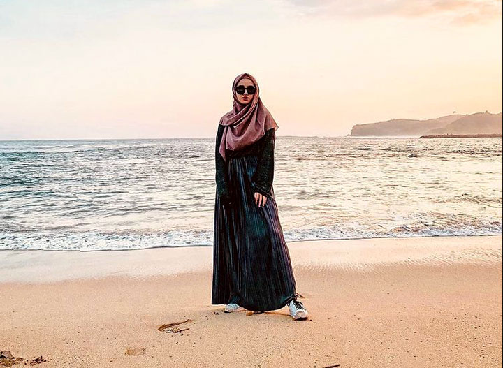 ootd ke pantai Gamis