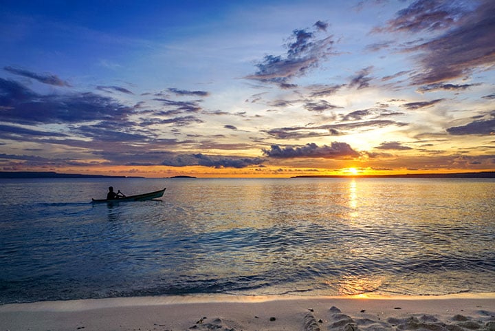 sunset pantai nirwana baubau