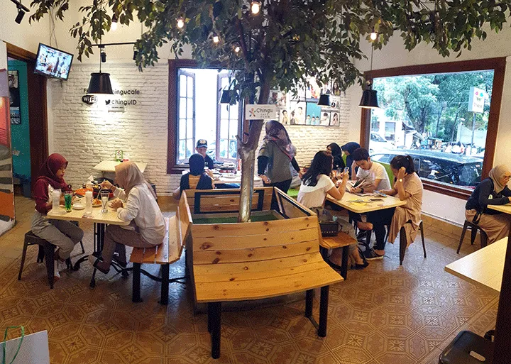 Chingu Cafe Bandung sawunggaling