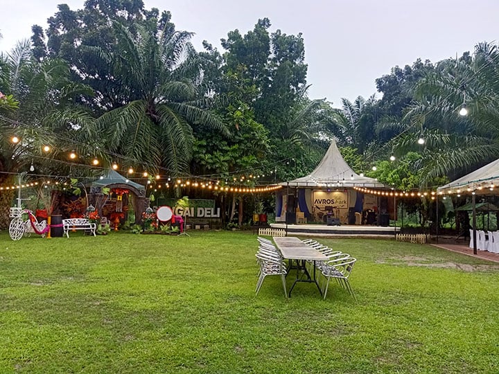 Avros Park